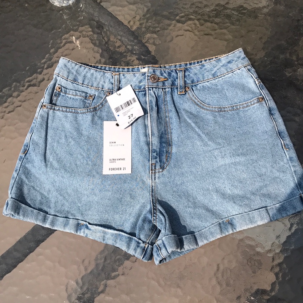 🆕High-Waisted Denim Shorts